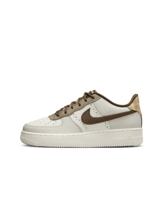 Nike Air Force 1 LV8 Older Kids' Shoes. Nike IN